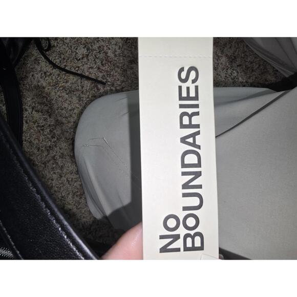 No Boundaries Black Recycled Polyester‎ Shoulder Bag - Picture 2 of 12